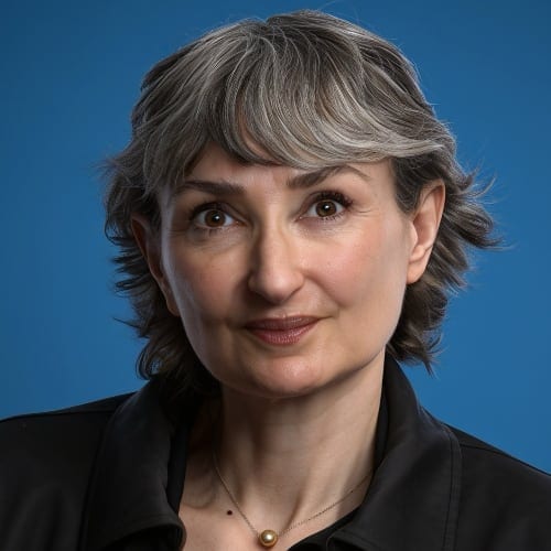 Dr Louise Beaumont
