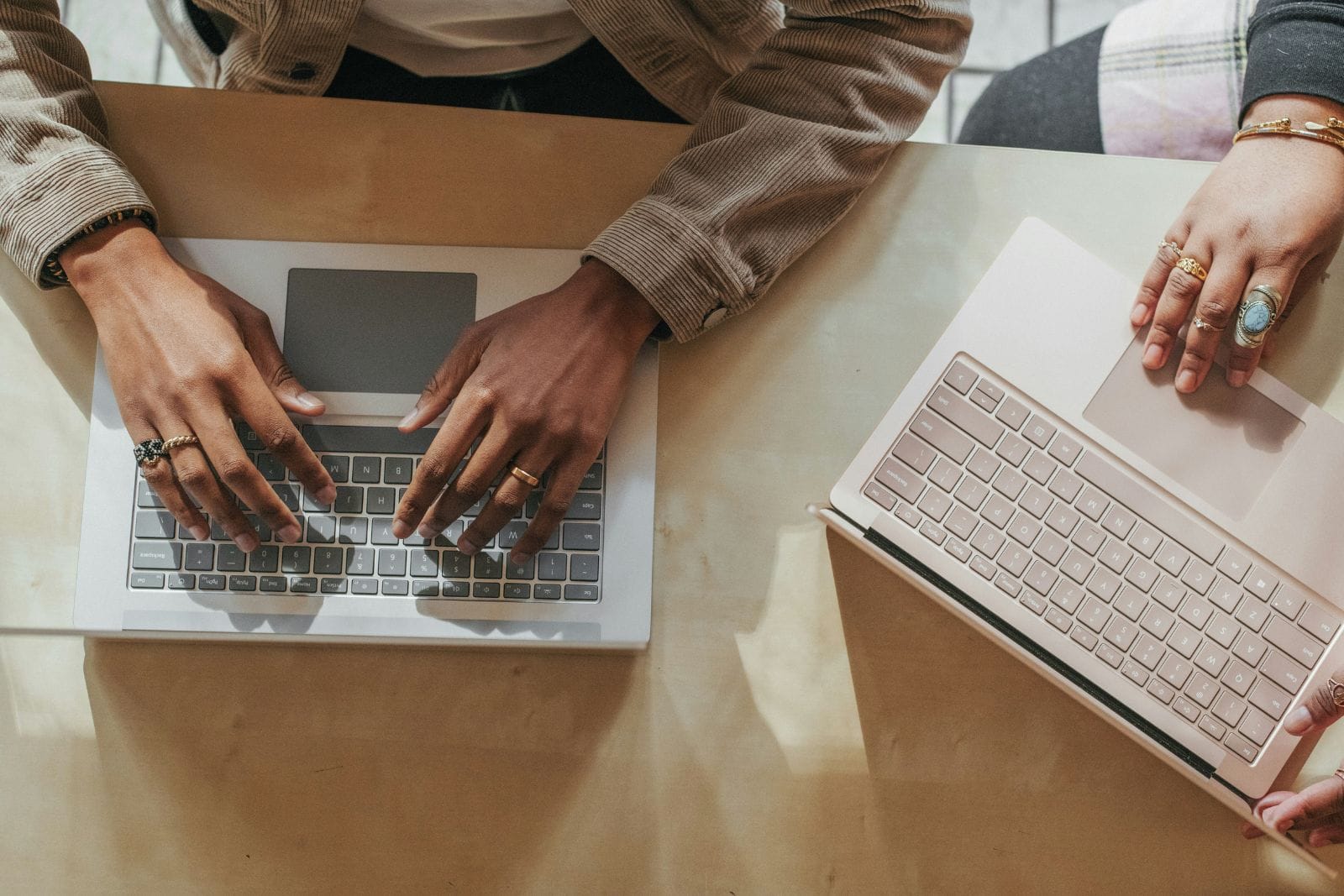 Deutsche Bank and Mastercard partner to Power Merchant Solutions with Open Banking payments Deutsche Bank and Mastercard partner to Power Merchant Solutions with Open Banking payments