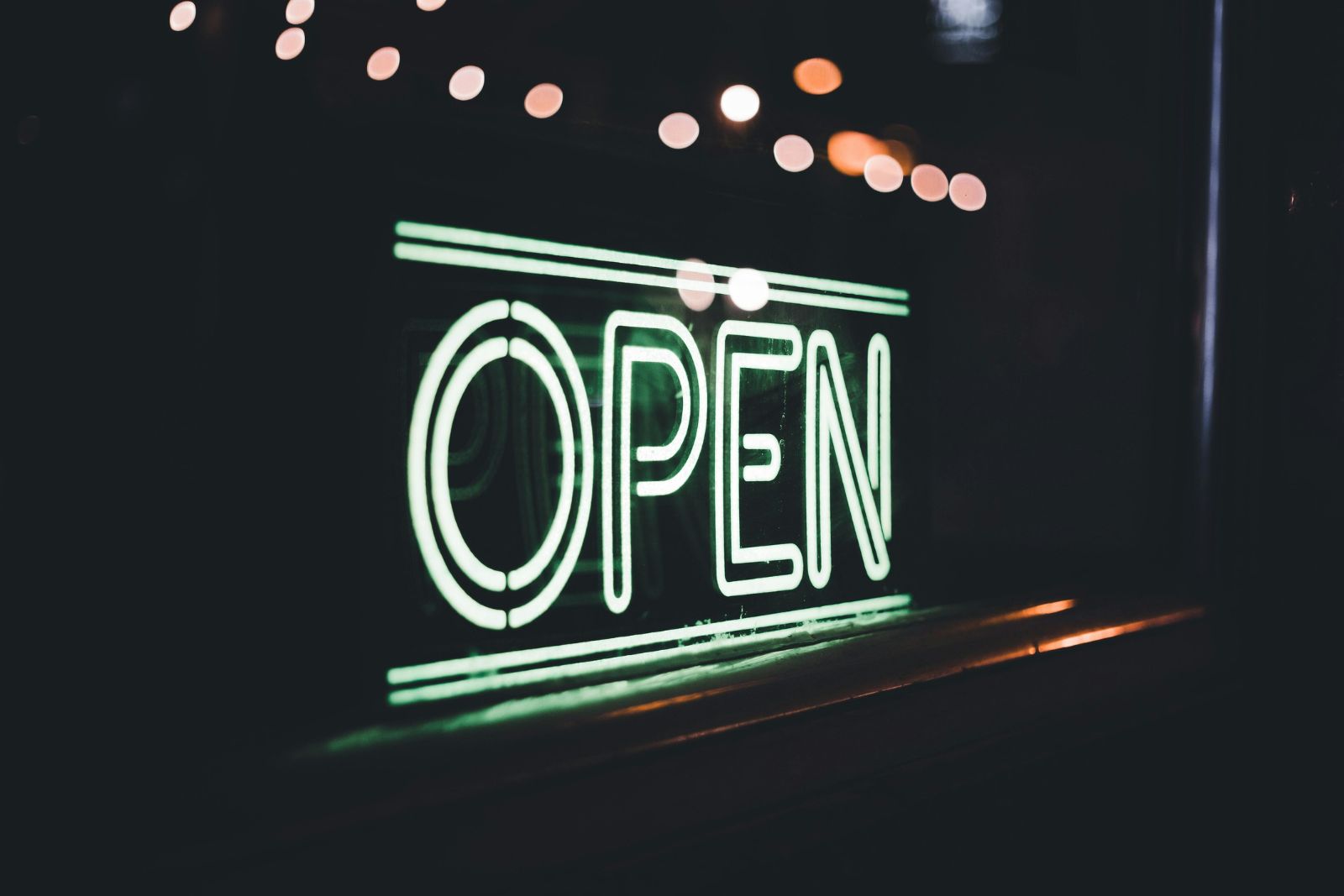 Binq partners with iwoca, providing Open Banking powered funding to the UK