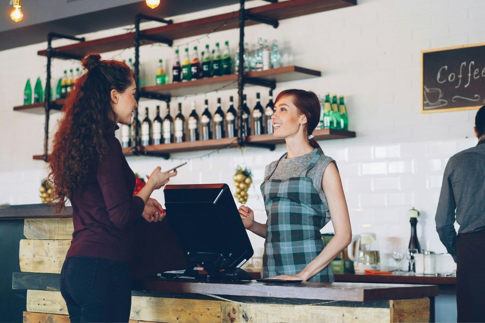 Teya selects YouLend to expand financing offers for merchants across the UK and Europe