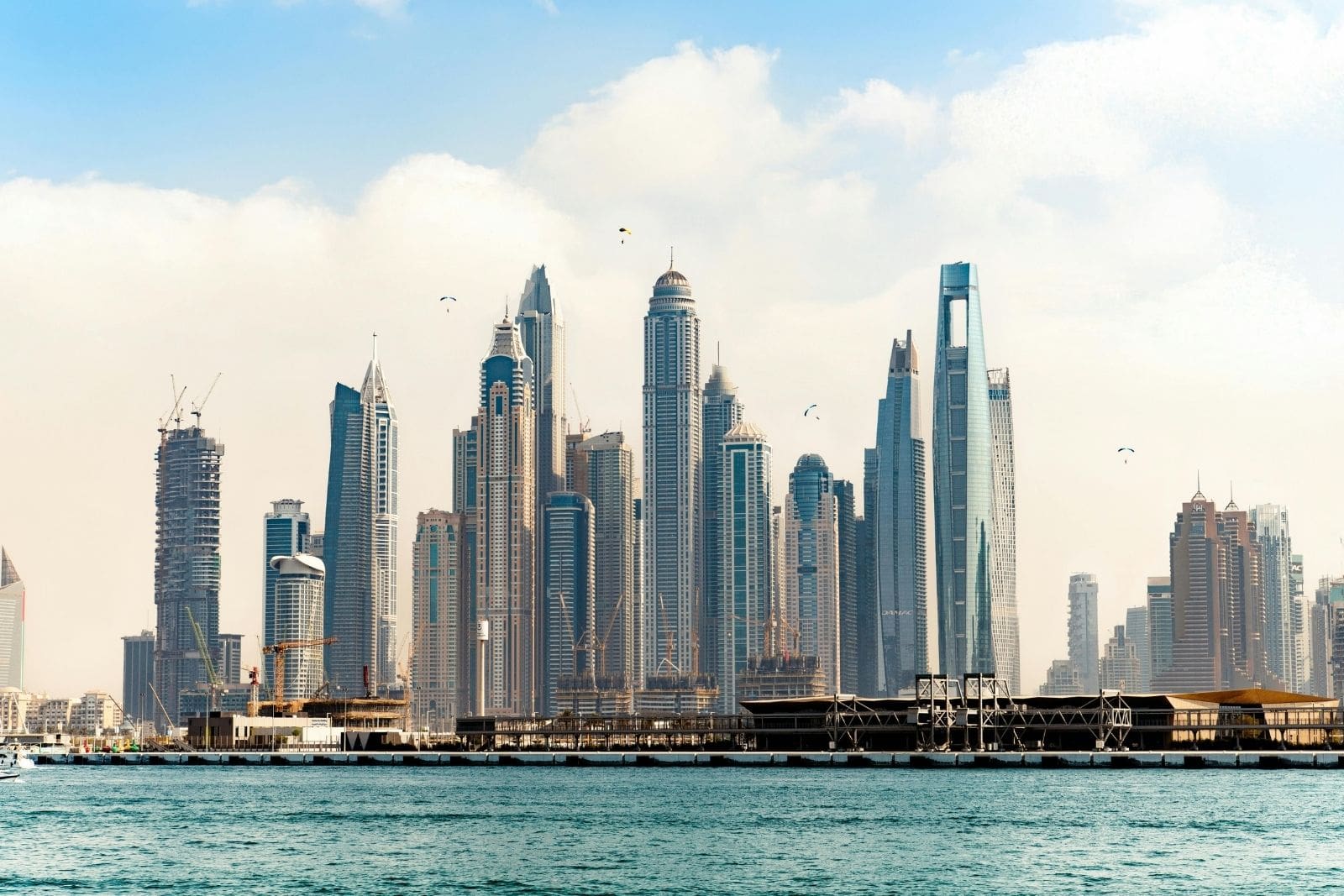 Lean and Ziina launch the UAE's first One-Tap Pay by Bank experience